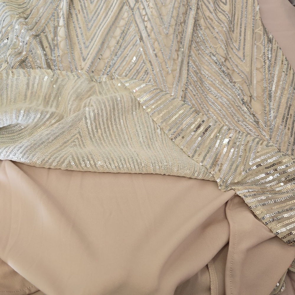 R&M Richards Metallic Gold Halter Maxi Dress - Picture 12 of 12